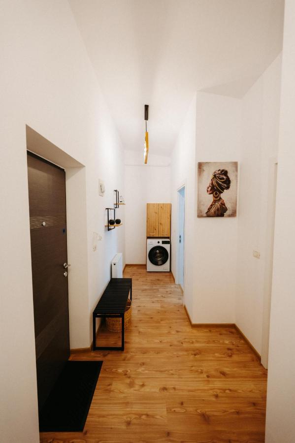 Apartamento Modern Loft One Suceava Exterior foto